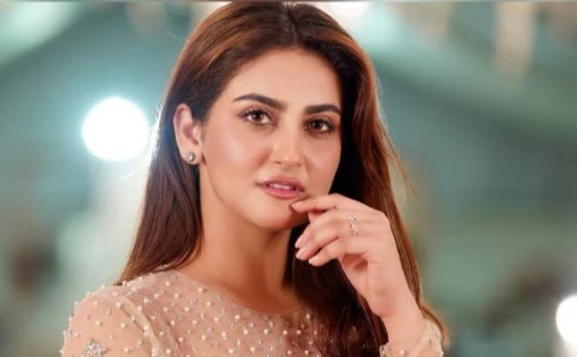 Hiba Qadir's frock goals achieved