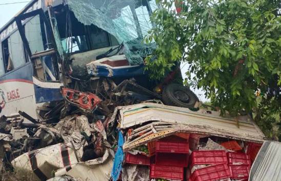Nine perish as coach rams two pick-ups in Lasbela