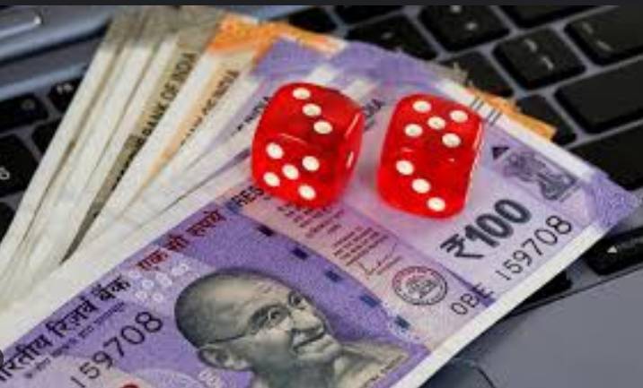 India bans vast online gambling industry