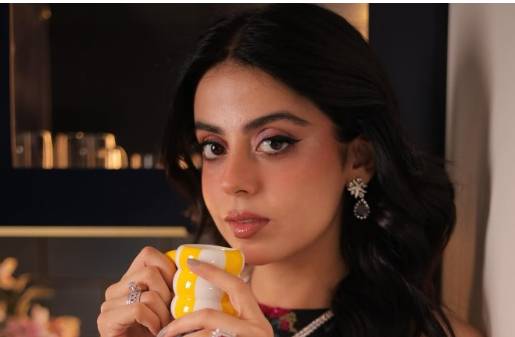 Yashma Gill channels ‘Sahiba’ vibe with striking new outfit