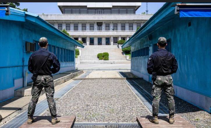 Seoul says fired warning shots after North Korean troops crossed border