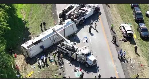Five killed in New York state tourist bus crash