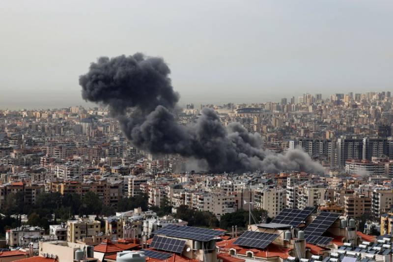 Israel PM offers 'phased' withdrawal if Lebanon's disarms Hezbollah