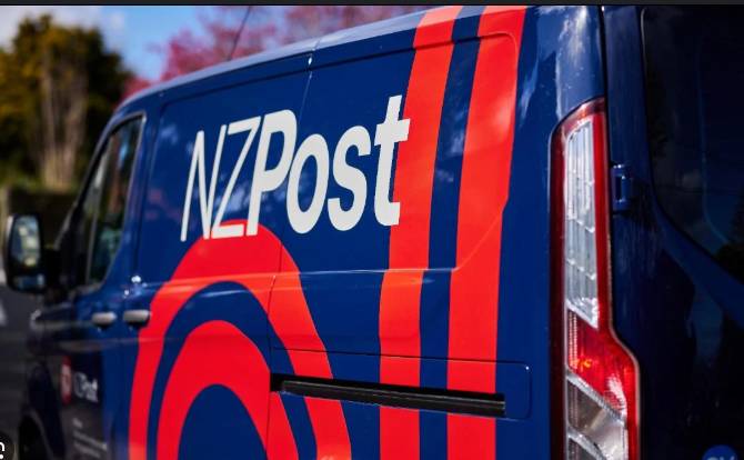 New Zealand Post suspends deliveries to US over tariffs
