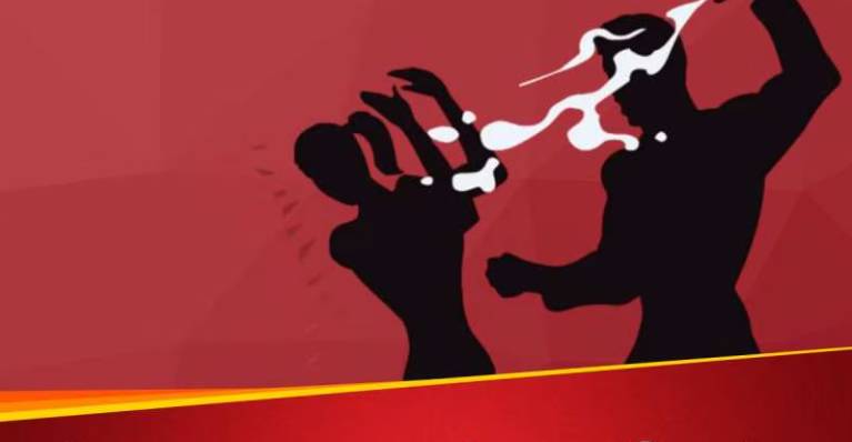 Man throws acid on wife in Summundri