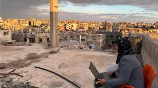 UK to help dozens of Gazans study at British universities