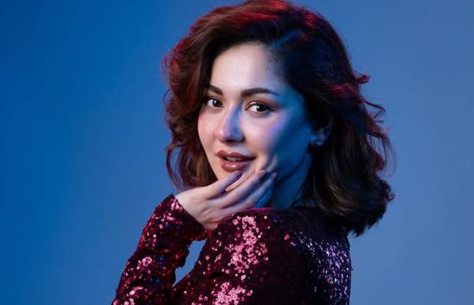 Hania Aamir sets hearts racing in sequined dress