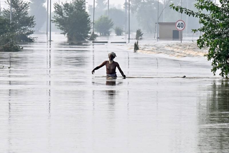 'Ruins': Pakistan's Punjab reels from flood surge