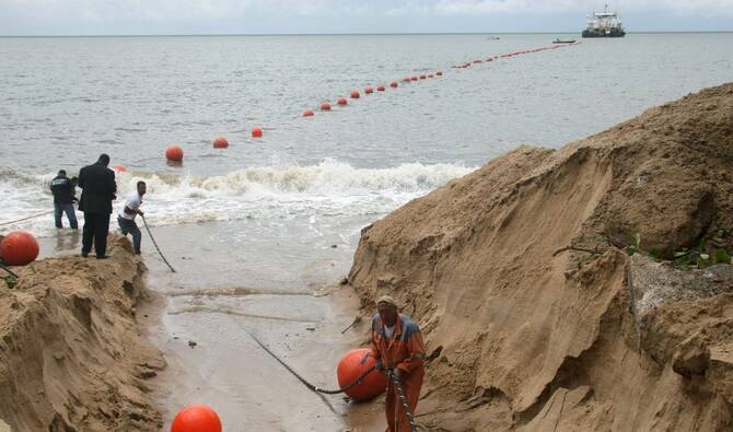 Pakistan to lay 3 new submarine internet cables this year to boost digital connectivity