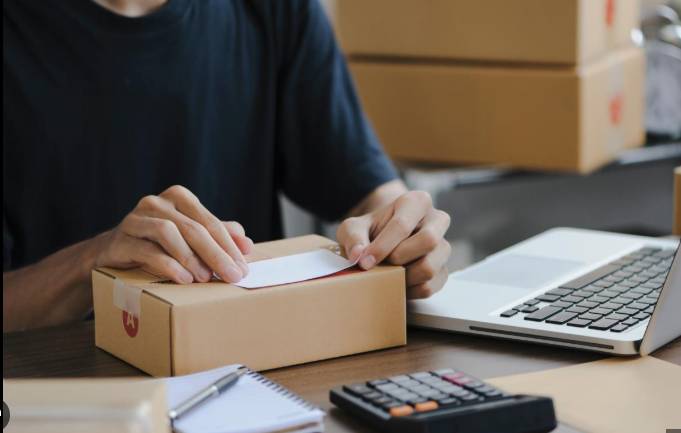 US ends tariff exemption for small packages shipped globally