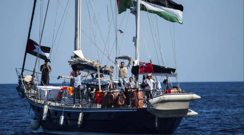 Aid flotilla with Greta Thunberg set to sail for Gaza