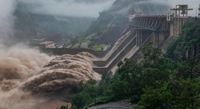 Pakistan on high alert as India releases more water into Chenab ‎