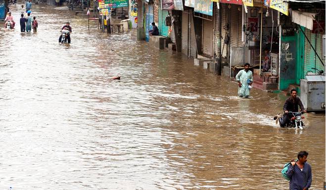 Heavy rain pummels Punjab as province battles unprecedented floods