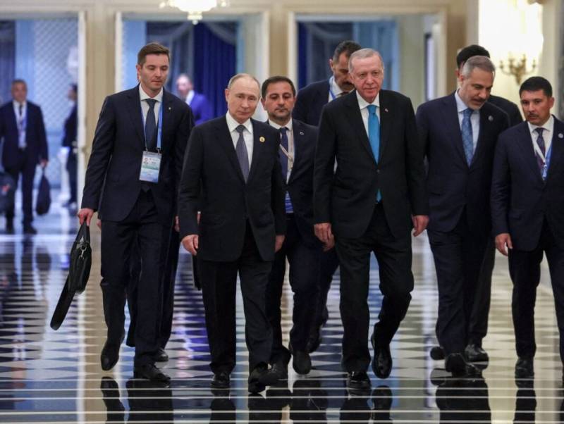 Putin meets Erdogan, praises Turkey's mediation efforts on Ukraine