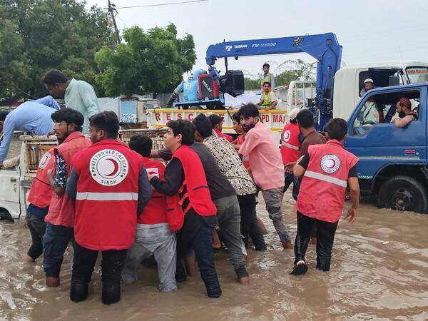 EU announces €1.05m in emergency aid for Pakistan flood victims