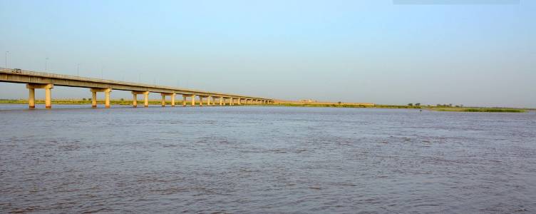 River Chenab might burst its banks in Multan tonight, says PDMA DG