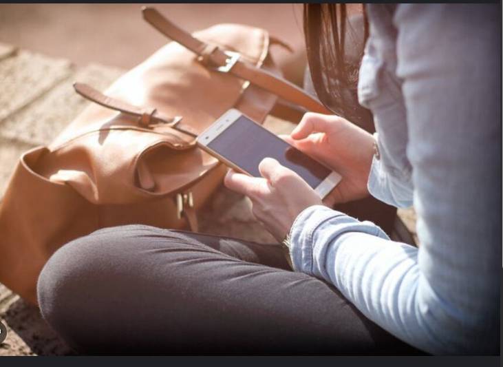 Australia to tackle deepfake nudes, online stalking