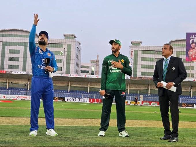 South Africa thrash England in 1st ODI