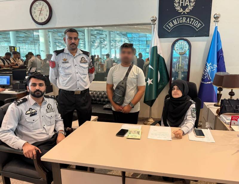 Passenger offloaded at Islamabad Airport for using fake travel documents