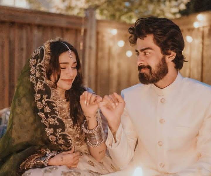 Aima Baig drops heart-melting memories from proposal day