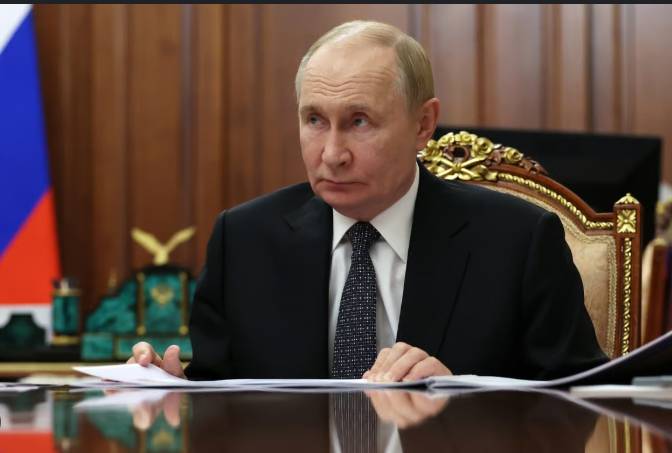 Russia rejects Western security guarantees for Ukraine