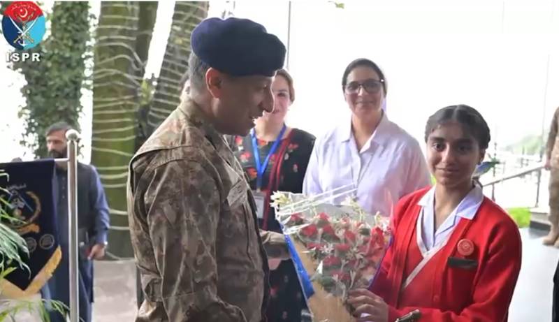 DG ISPR visits educational institutions in Murree