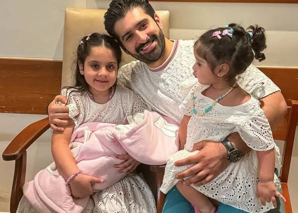 Muneeb Butt shows gratitude for third daughter