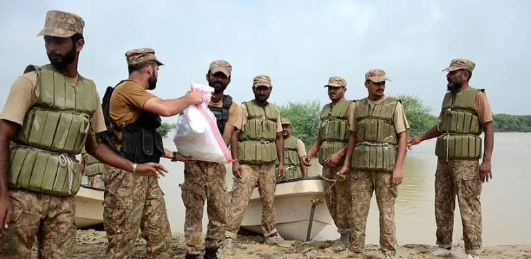 Pakistan Army continues rescue operations for flood-hit people of Punjab