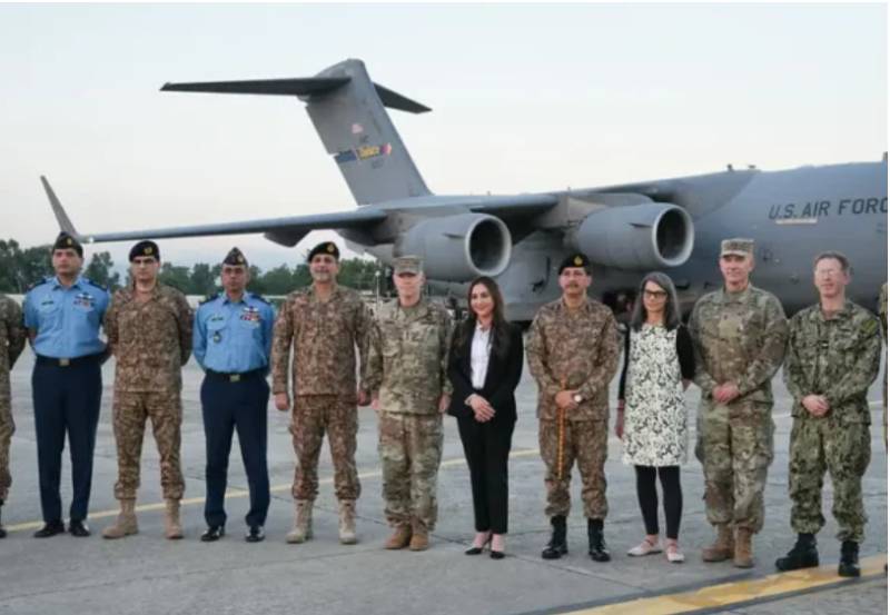 Two US military planes carrying relief supplies land in Islamabad