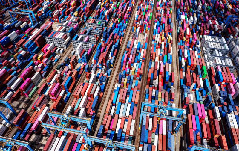 China says trade grew in August, but below forecasts