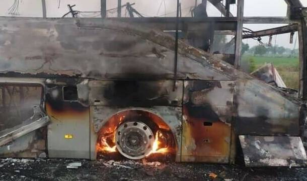 Bus catches fire on Motorway in Nankana