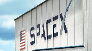 SpaceX acquires spectrum licenses from EchoStar for $17 bn