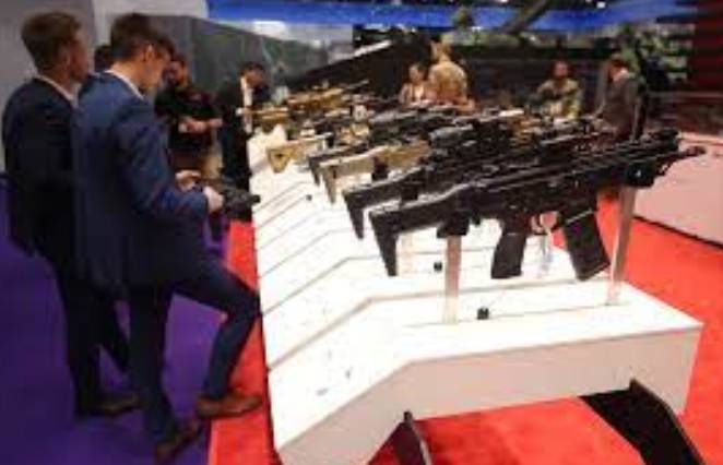 London arms show opens under Israel cloud