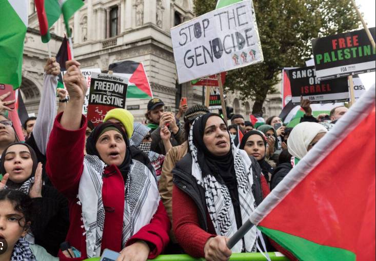 Hundreds of pro-Palestinian demonstrators rally outside London arms show