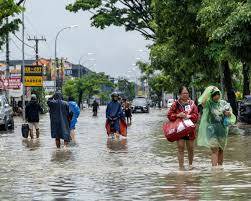 Deadly floods inundate Indonesia's Bali and Flores islands