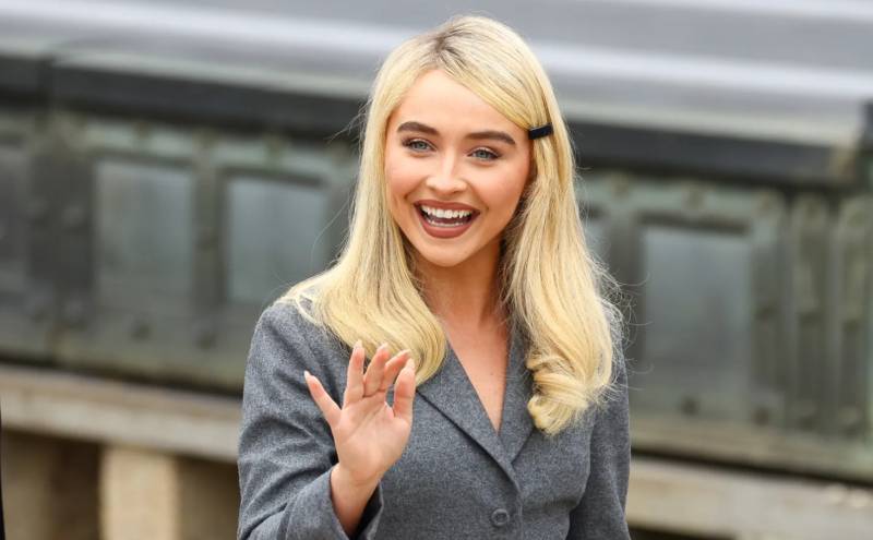 Sabrina Carpenter channels Cher in '70s Bob Mackie gown at MTV VMAs after-party