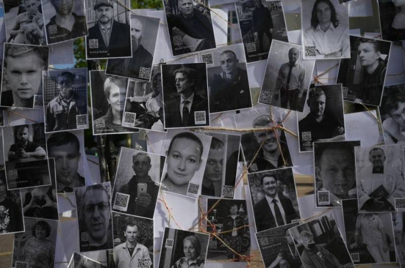 Belarus frees 52 political prisoners
