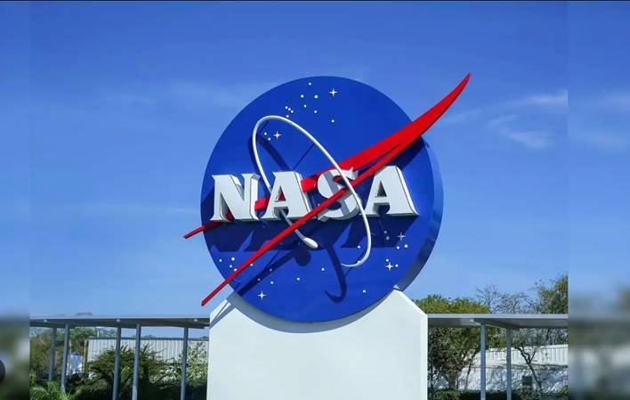 NASA blocks Chinese citizens from working on space programs