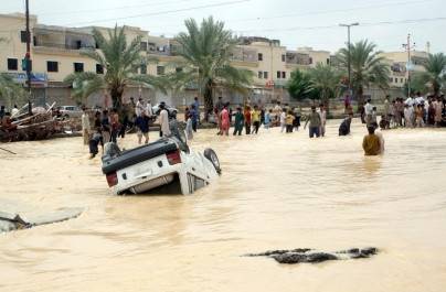 132KV electricity tower collapses due to flooding in Thado Dam near Karachi