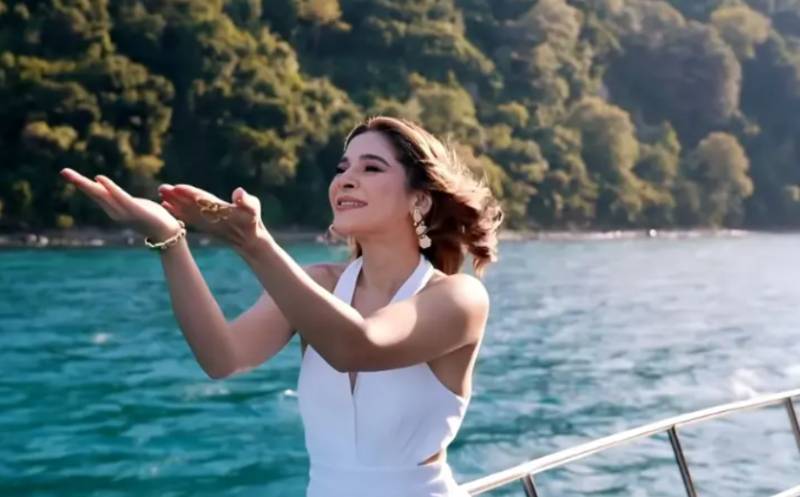 Ayesha Omar to host Urdu reality show from Turkey