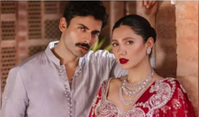 Mahira Khan extends support to Fawad Khan