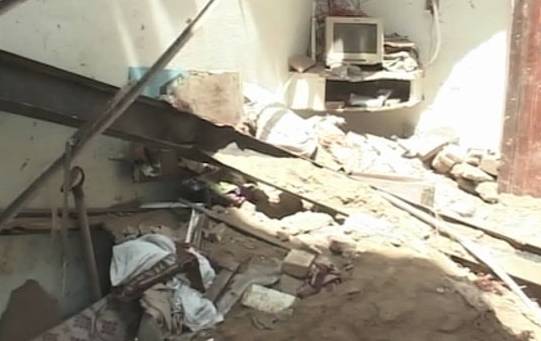 Two die after roof collapses in Faisalabad