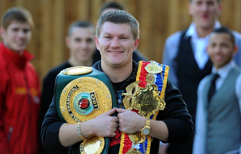 Former boxing world champion Hatton dead at 46