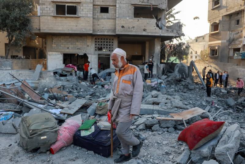 Israeli airstrikes kill 50 more Palestinians 