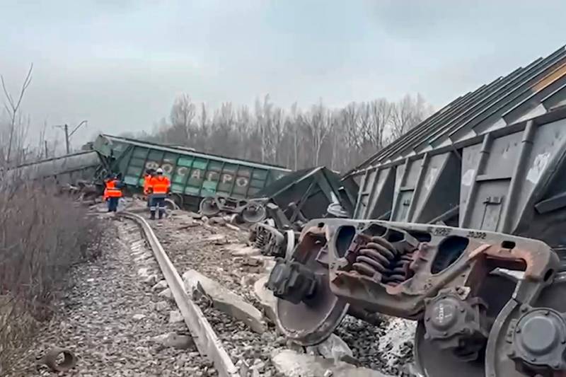 Ukraine claims two train attacks in Russia