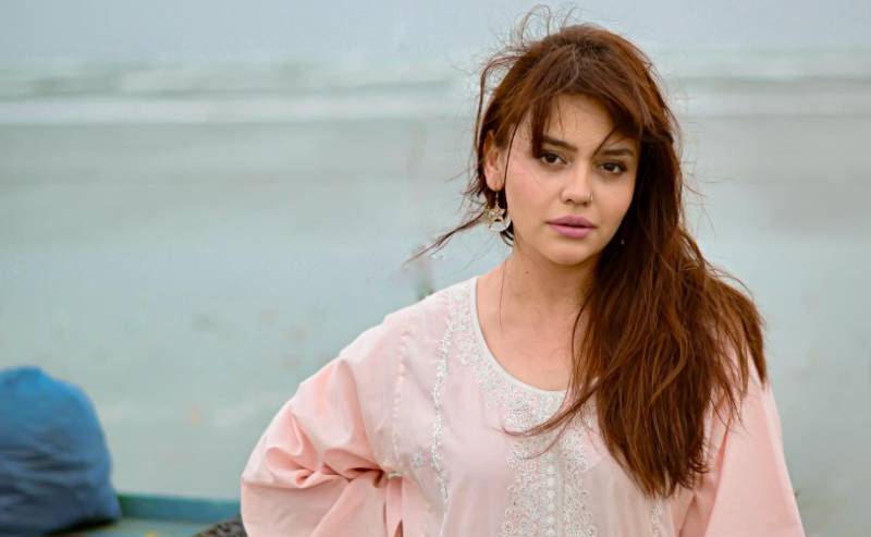 Zara Noor Abbas joins Hadiqa Kiani in slamming ‘dirty donation culture’