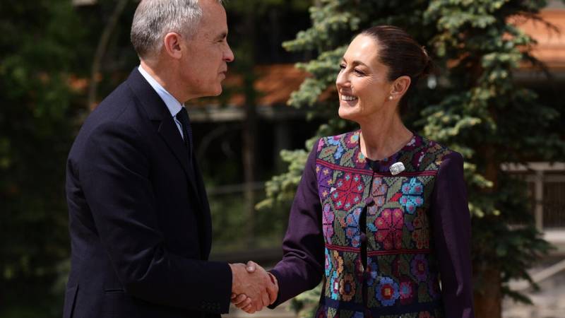 Canada, Mexico leaders meet amid US tariff war