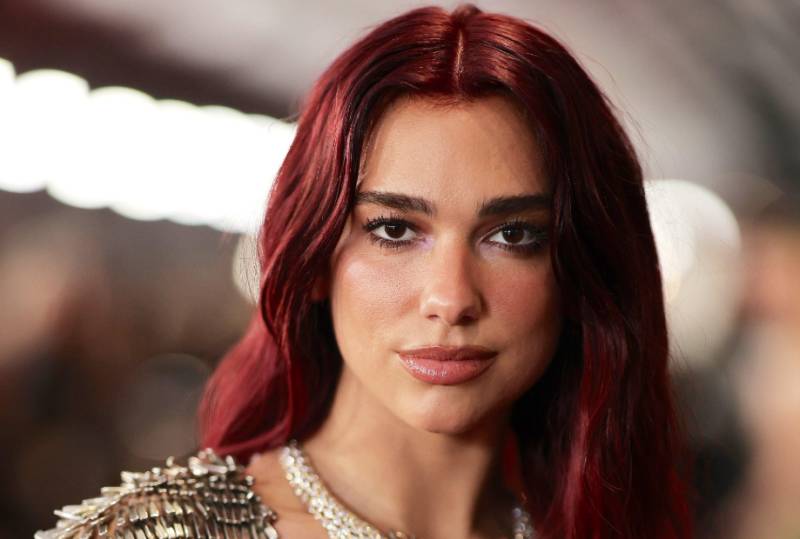 Dua Lipa steals the spotlight in black 