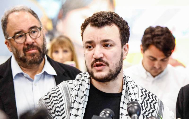 US judge orders pro-Palestinian protest leader Khalil deported to Algeria or Syria