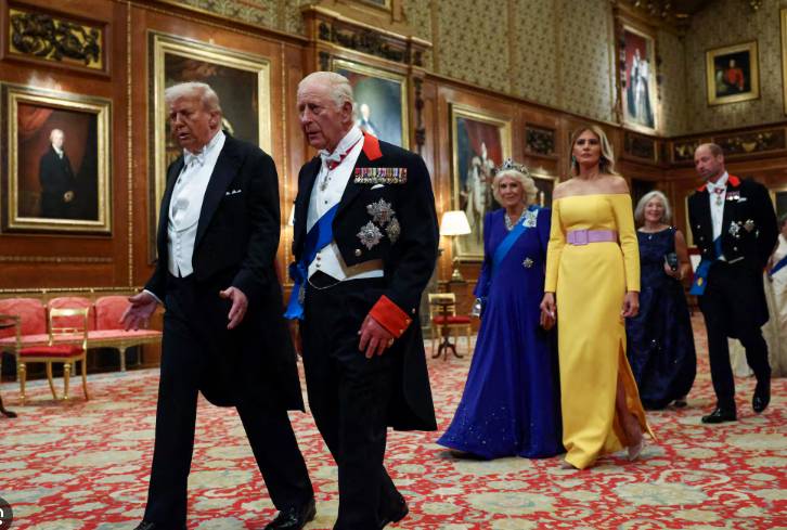 Trump gets lavish UK banquet - and an awkward guest